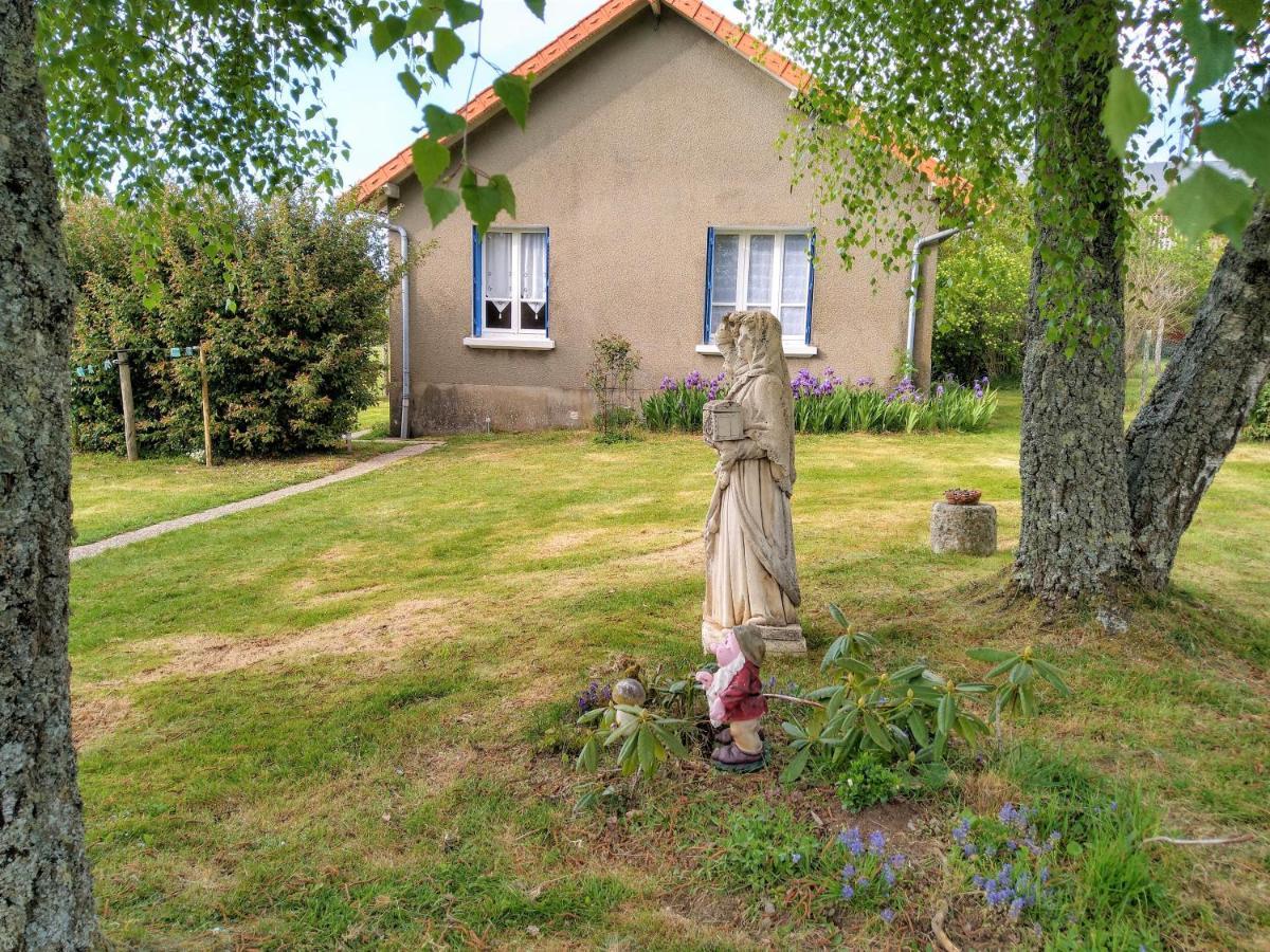 Gite La Maison De Lea Villa Saint-Agnant-de-Versillat Dış mekan fotoğraf